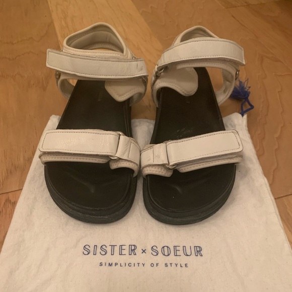 Black and white sandels size 37 - Picture 1 of 8